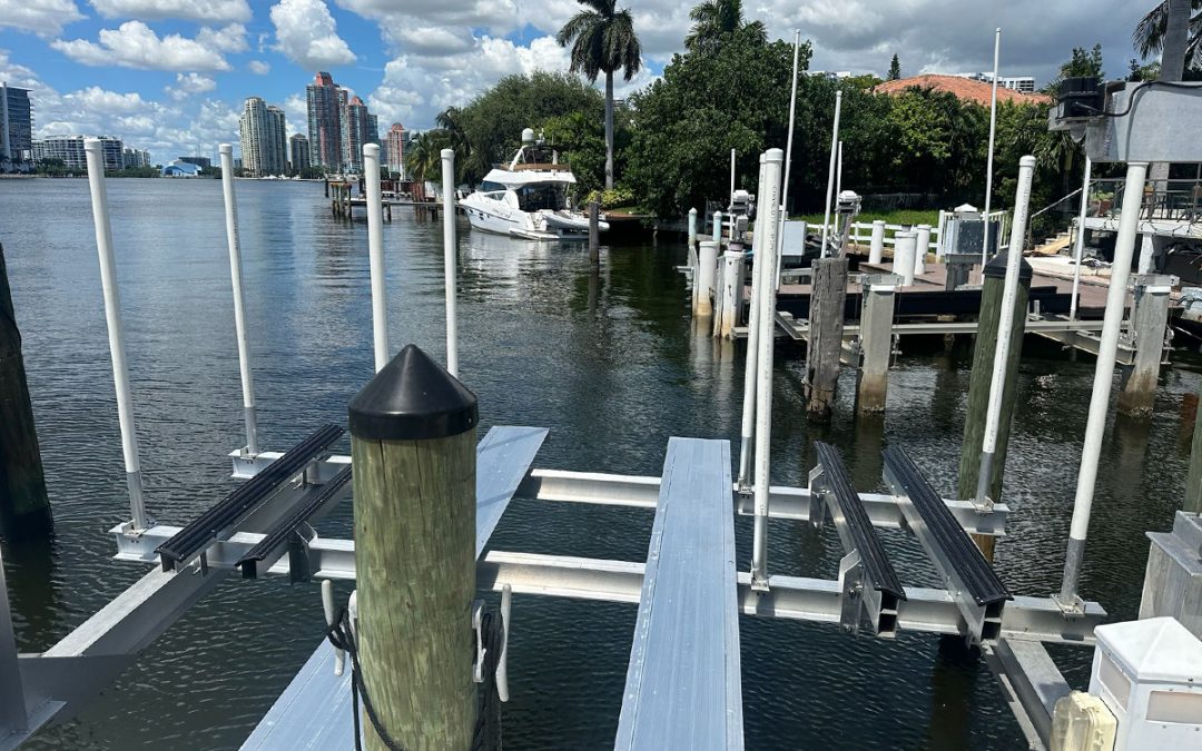 New Faro Boat Lifts 10k Lift Complete with Dual Jet Ski Lift